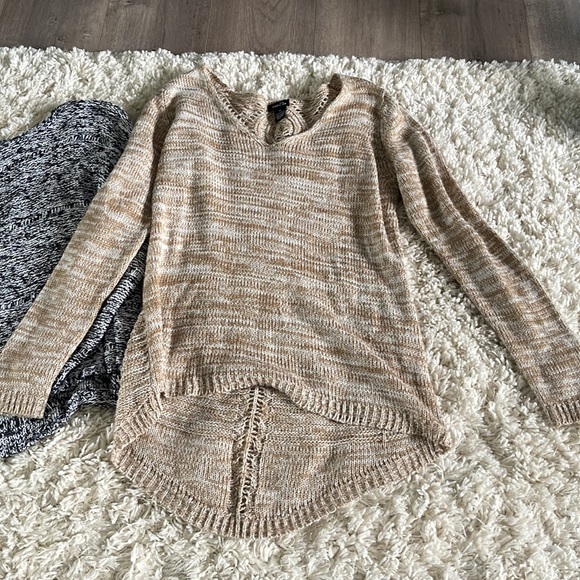 Fall Sweater Bundle // Medium - Picture 2 of 8